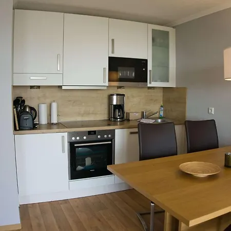 Mit Meerblick Und Balkon, Gratis Nutzung Vom Ahoi Erlebnisbad Und Sauna In Sellin - Meeresblick 22 Apartamento Goehren (Ruegen)