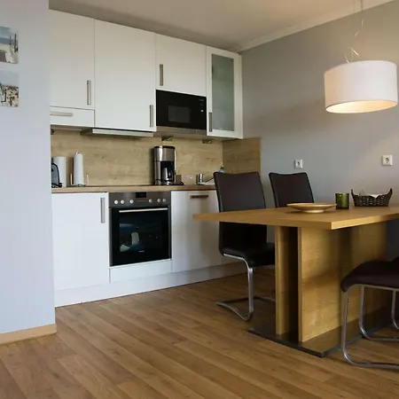 Mit Meerblick Und Balkon, Gratis Nutzung Vom Ahoi Erlebnisbad Und Sauna In Sellin - Meeresblick 22 Apartamento *